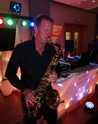 Saxophonist Stefan Völp in Aktion